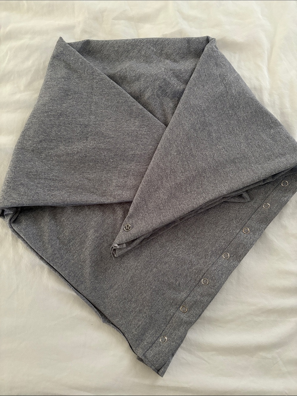 Lululemon Vinyasa Wrap Gray Snap-Button Scarf